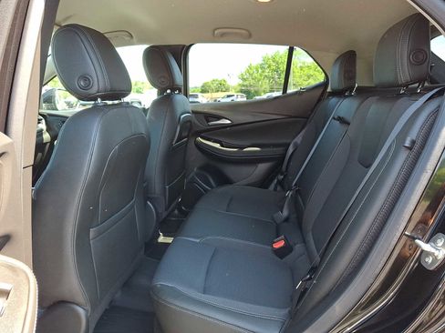Used 2025 Buick Encore GX Preferred w/ Comfort Package AWD/4WD image 10