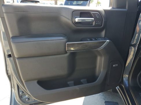 Used 2019 Chevrolet Silverado 1500 LTZ w/ LTZ Premium Package image 20