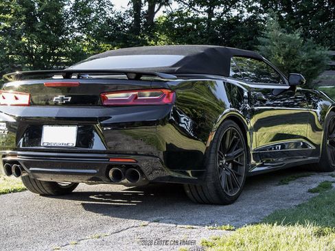Used 2018 Chevrolet Camaro ZL1 w/ LPO, ZL1 Protection Package RWD image 18