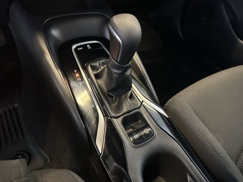 Used 2022 Toyota Corolla SE image 13