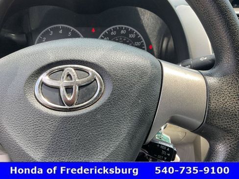 Used 2013 Toyota Corolla LE FWD image 11
