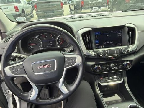 Used 2020 GMC Terrain SLT AWD/4WD image 18