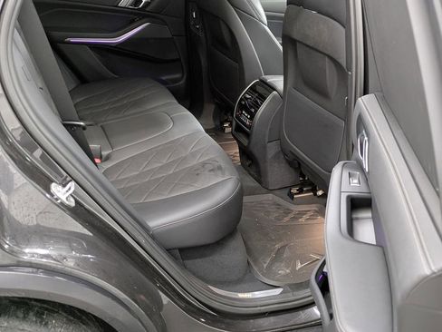 Used 2023 BMW X5 xDrive40i AWD/4WD image 27