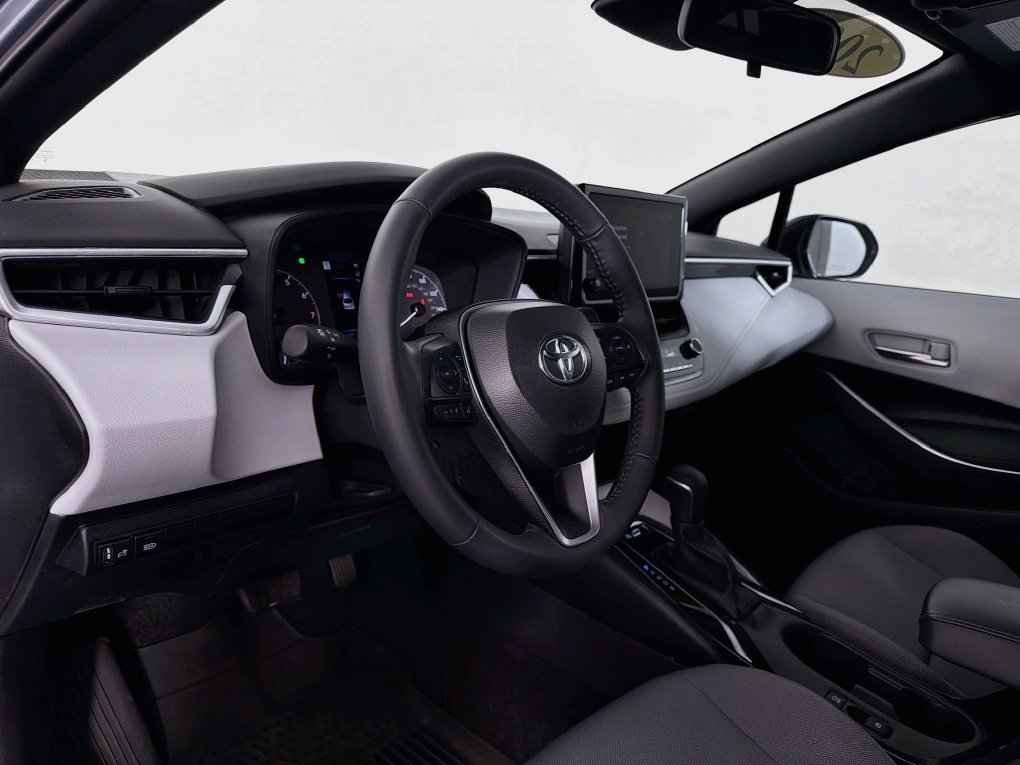 Used 2024 Toyota Corolla SE FWD image 14