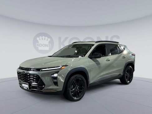 New 2026 Chevrolet Trax ACTIV w/ Sunroof Package image 1