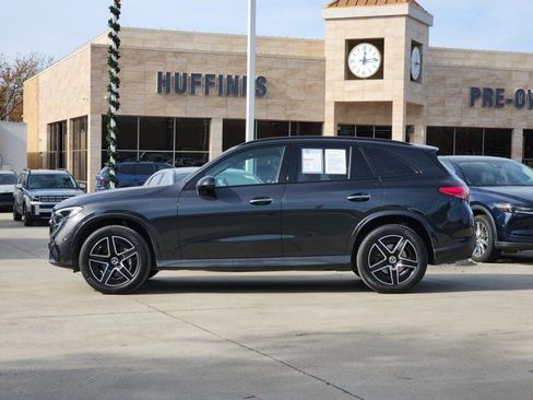 Used 2025 Mercedes-Benz GLC 300 4MATIC image 4