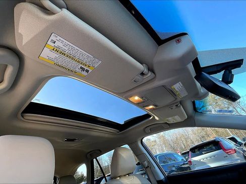 Used 2019 Subaru Outback 2.5i Limited image 14