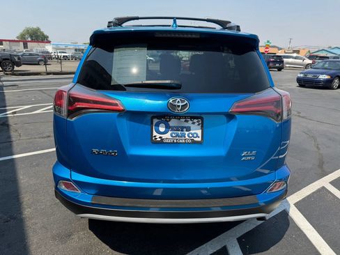 Used 2016 Toyota RAV4 XLE AWD/4WD image 6