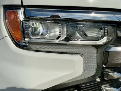 Used 2022 Chevrolet Silverado 1500 LTZ w/ Max Trailering Package image 8