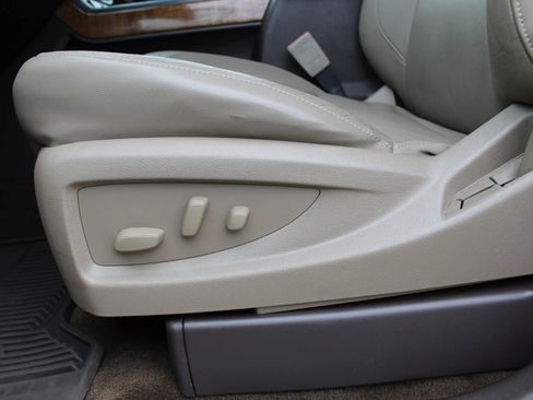 Used 2014 GMC Sierra 1500 SLT w/ Driver Alert Package image 13