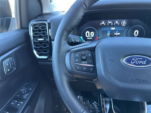 New 2025 Ford Ranger Lariat w/ FX4 Off-Road Package image 20