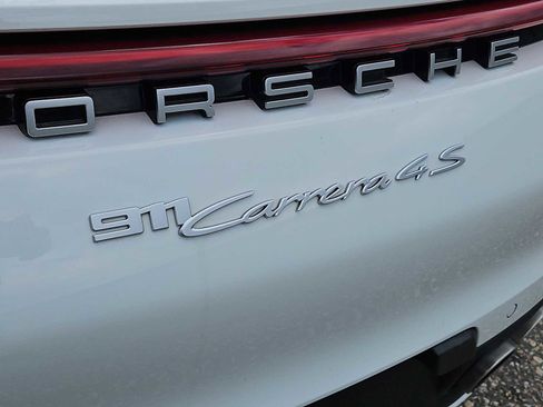 Used 2022 Porsche 911 Carrera 4S AWD/4WD image 5