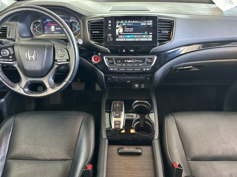 Used 2021 Honda Pilot Touring image 13