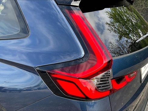 Used 2026 Honda CR-V Sport Touring image 22