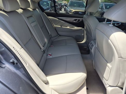 Used 2015 INFINITI Q50 Hybrid AWD w/ Navigation Package image 32