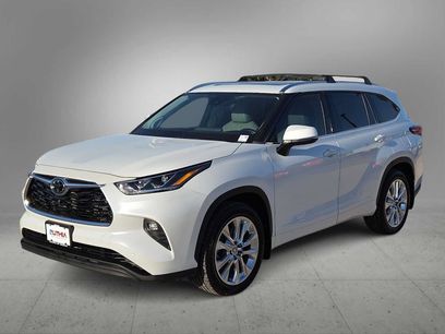 Used 2022 Toyota Highlander Limited