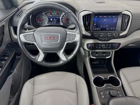 Used 2022 GMC Terrain SLT w/ Infotainment Package II image 22