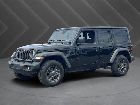 Used 2025 Jeep Wrangler Unlimited Sport AWD/4WD image 35