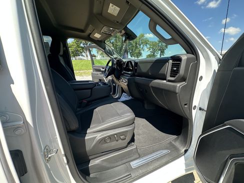 Used 2026 GMC Sierra 1500 SLT AWD/4WD image 35