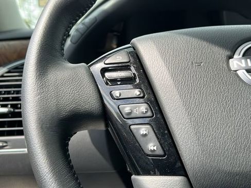 Certified 2024 Nissan Armada SL w/ Captain's Chairs Package AWD/4WD image 12