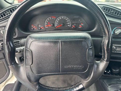 Used 1994 Chevrolet Camaro Z28 RWD image 15