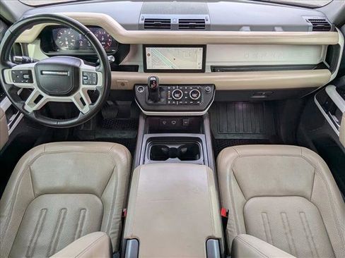 Used 2020 Land Rover Defender 110 HSE image 18