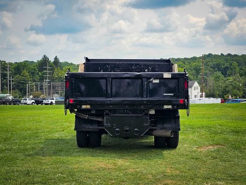 Used 2018 Chevrolet Silverado 3500 W/T w/ WT Convenience Package AWD/4WD image 4