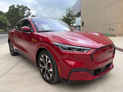 Used 2021 Ford Mustang Mach-E Premium w/ Equipment Group 301A AWD/4WD image 6