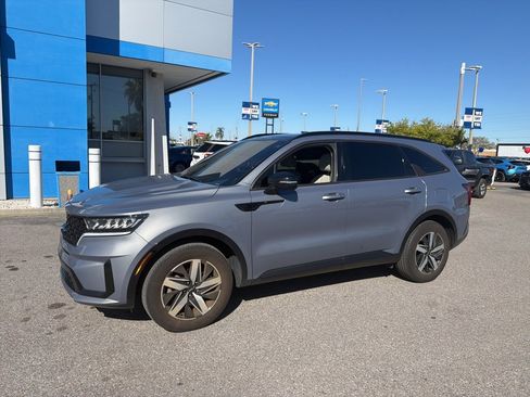 Used 2023 Kia Sorento S w/ Panoramic Sunroof Package image 15