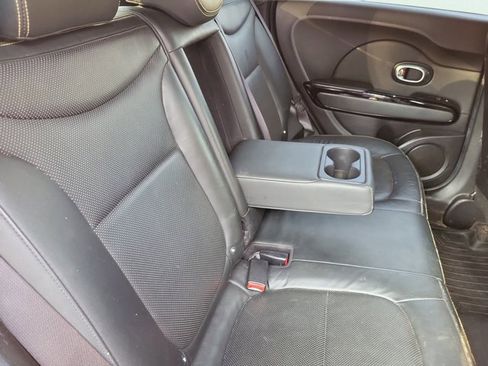 Used 2014 Kia Soul + w/ Primo Package image 14