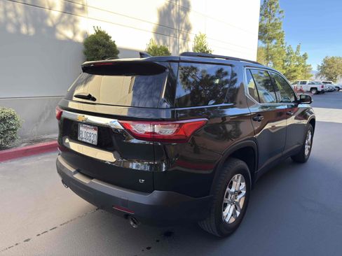 Used 2019 Chevrolet Traverse LT image 12