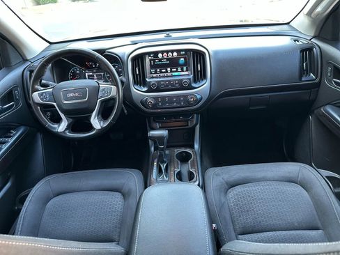 Used 2018 GMC Canyon SLE w/ SLE Convenience Package image 12