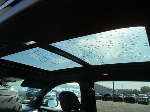 New 2025 Buick Enclave Avenir w/ Super Cruise Package image 16