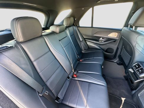 Used 2023 Mercedes-Benz GLE 350 w/ Premium Package image 29