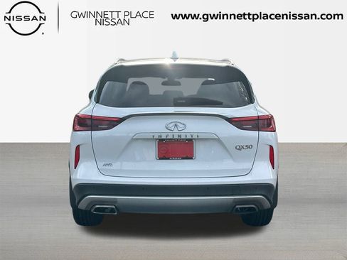 Used 2021 INFINITI QX50 Luxe image 6