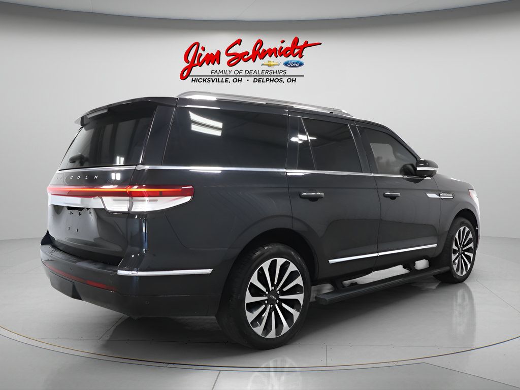 Used 2022 Lincoln Navigator Reserve AWD/4WD image 6
