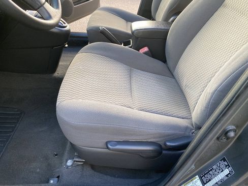 Used 2008 Toyota Matrix FWD image 23