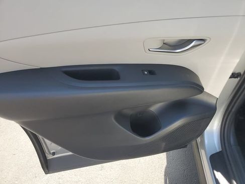 Certified 2025 Hyundai Tucson SEL AWD/4WD image 15