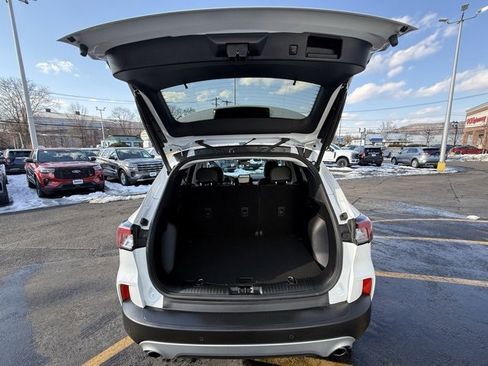 Certified 2022 Ford Escape SEL image 7