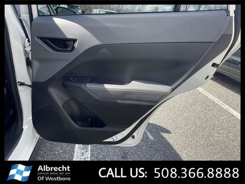 Used 2025 Subaru Crosstrek 2.5i Sport AWD/4WD image 18