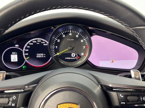 Used 2021 Porsche Panamera 4S image 19