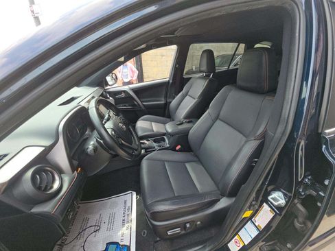 Used 2018 Toyota RAV4 SE w/ Power Extra Value Package AWD/4WD image 5
