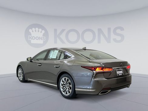 Used 2018 Lexus LS 500 w/ Accessory Package (Z2) image 4