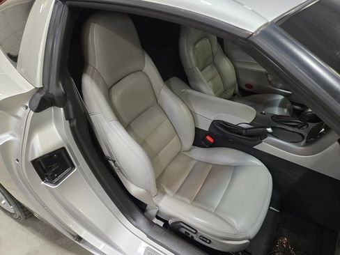 Used 2007 Chevrolet Corvette Coupe w/ Preferred Equipment Group image 30