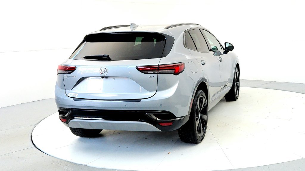 Used 2023 Buick Envision Essence w/ Sport Touring Package AWD/4WD image 5
