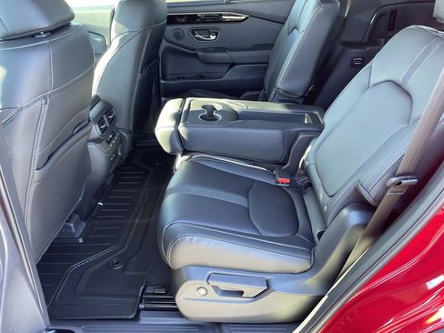 New 2025 Honda Pilot EX-L image 8