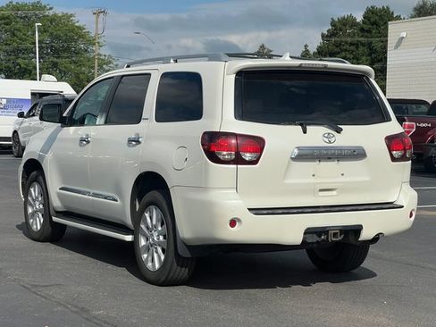 Used 2018 Toyota Sequoia Platinum AWD/4WD image 12