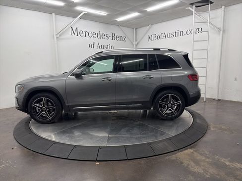 Used 2026 Mercedes-Benz GLB 250 image 4