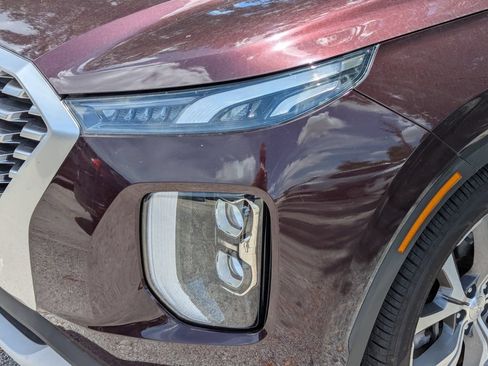 Used 2022 Hyundai Palisade SEL w/ Premium Package FWD image 6