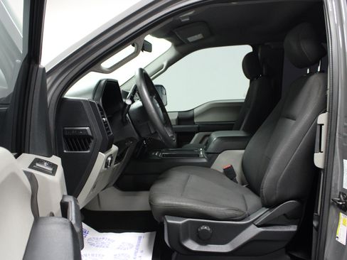 Used 2018 Ford F150 Lariat RWD image 12